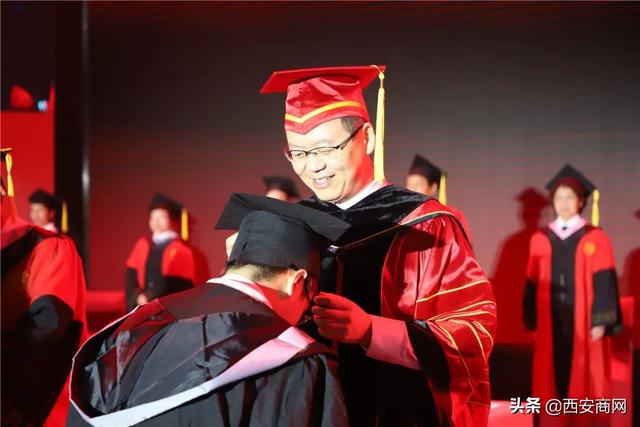 相信未来,乘风破浪丨米乐体育,米乐(中国)公司举行2020届毕业典礼